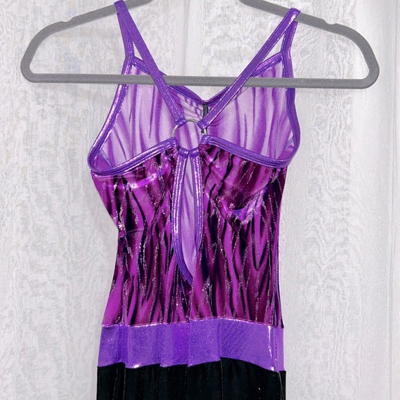 A Wish Come True Black & Purple Velvet Jazz Dance Costume in a small adult. 👯♀️ - Picture 3 of 9